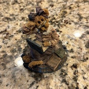 Vintage Boyds Bears Style # 227759 Meg. O’ Bytes… Lap Dancin’